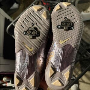 Nike Cycling Shoes - Lavender and Beige